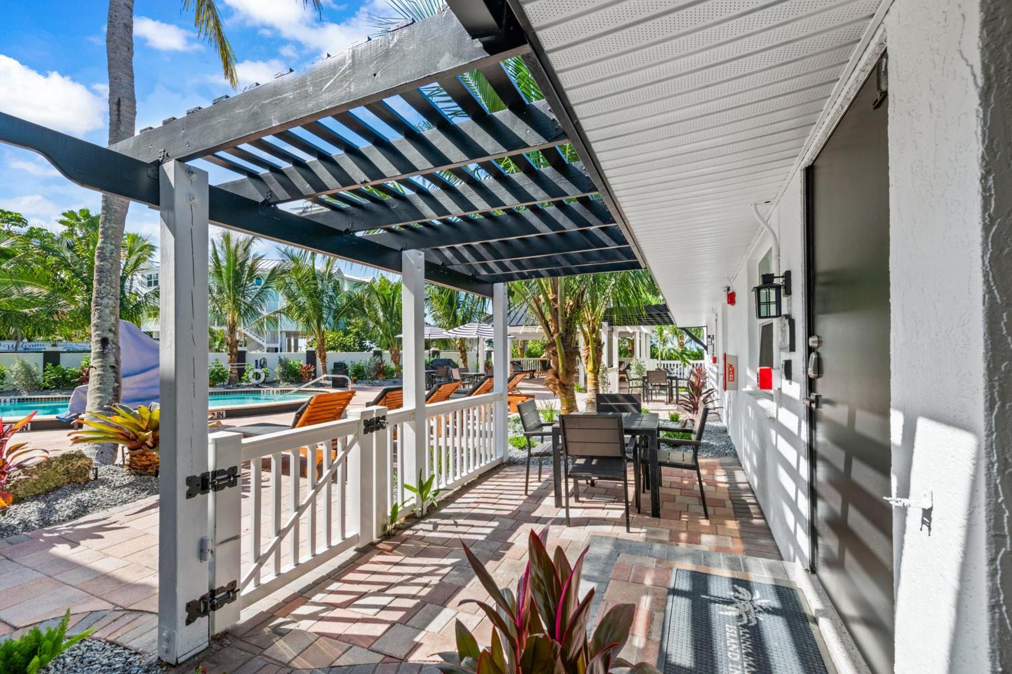 Tropic Isle At Anna Maria Island Inn Bradenton Beach Eksteriør billede